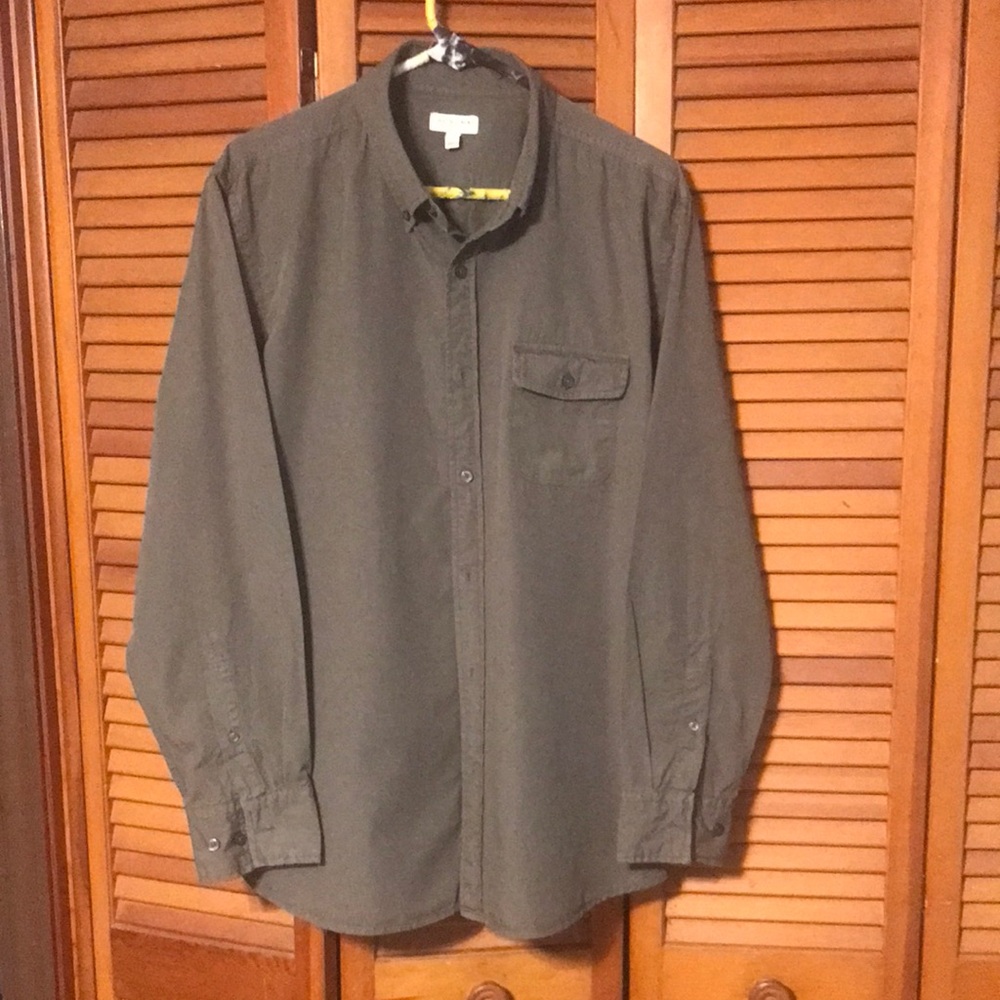 Mens Long-Sleeve Button-Up Cotton Shirt — Dark Olive